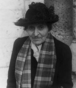 Photographie de la compagne de Gertrude Stein, Alice B. Toklas (1949).