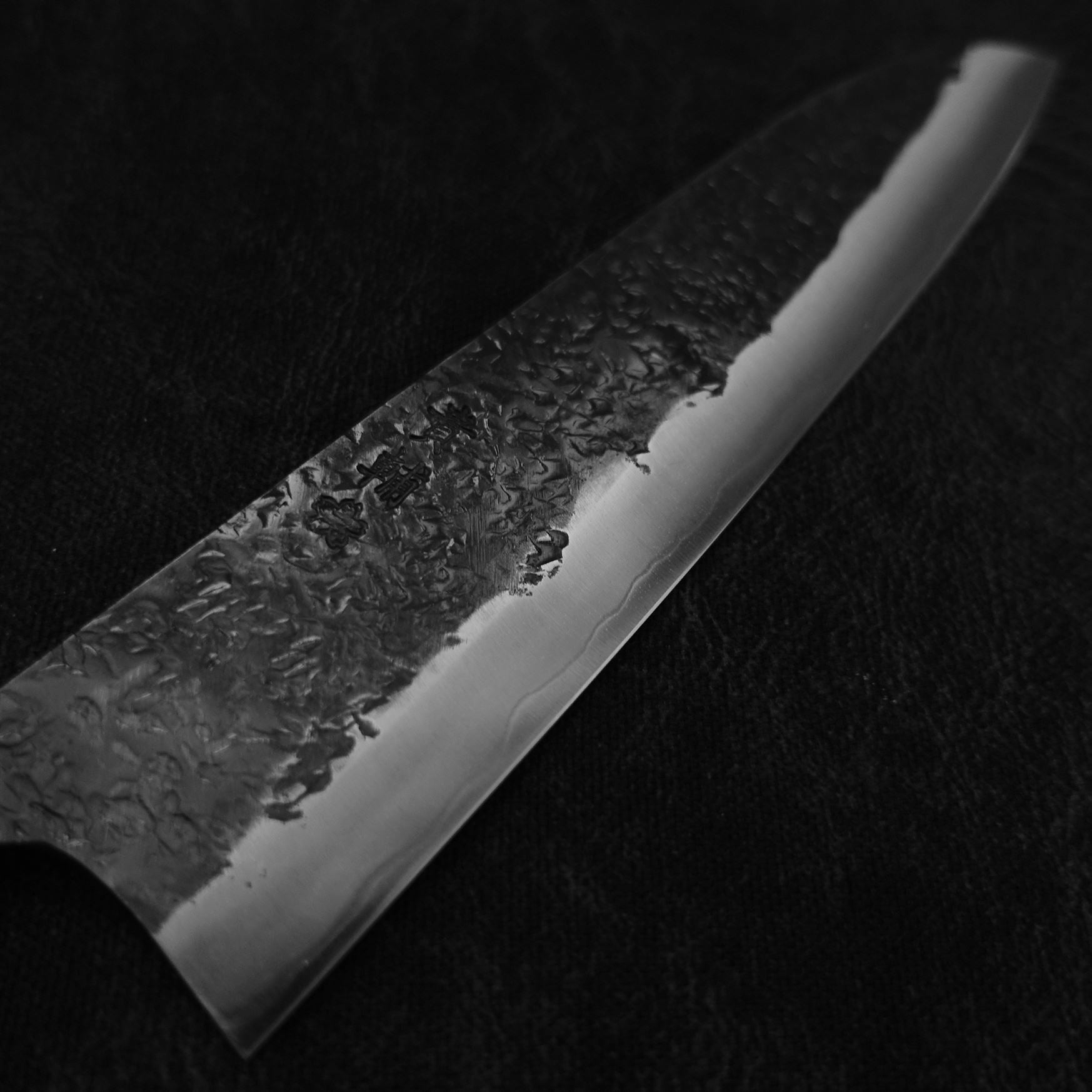 Kisuke tsuchime kurouchi shirogami#2 220mm gyuto