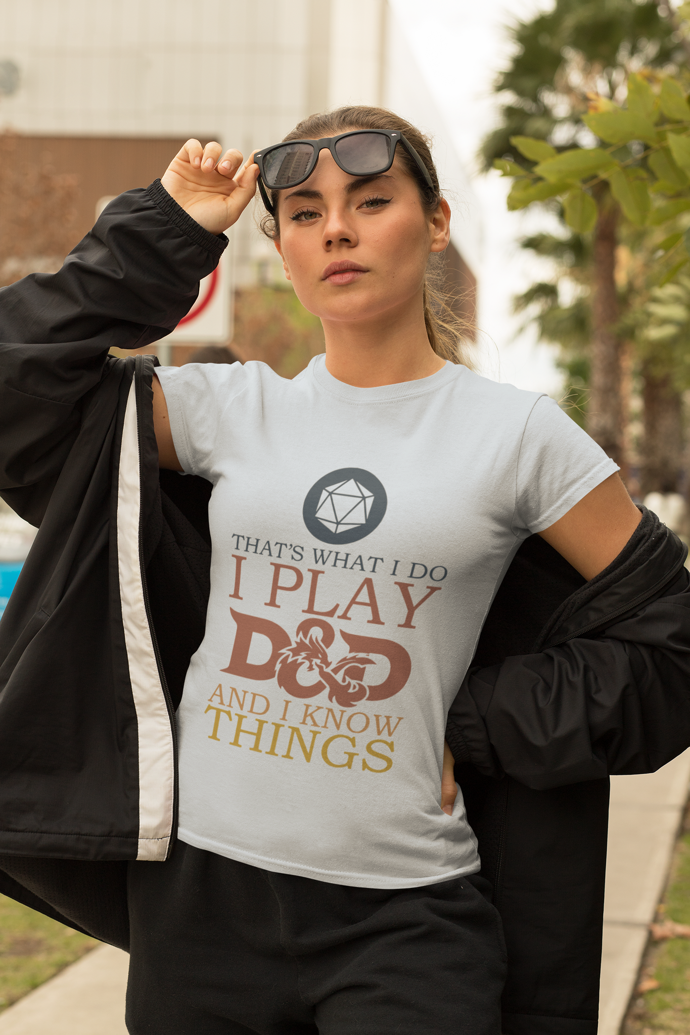 Dungeon And Dragon T Shirt, RPG Dice Games Tshirt, Thats What I Do I Play DND And I Know Things T Shirt