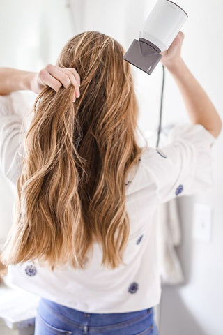 use hair dryer to blow dry hair wig