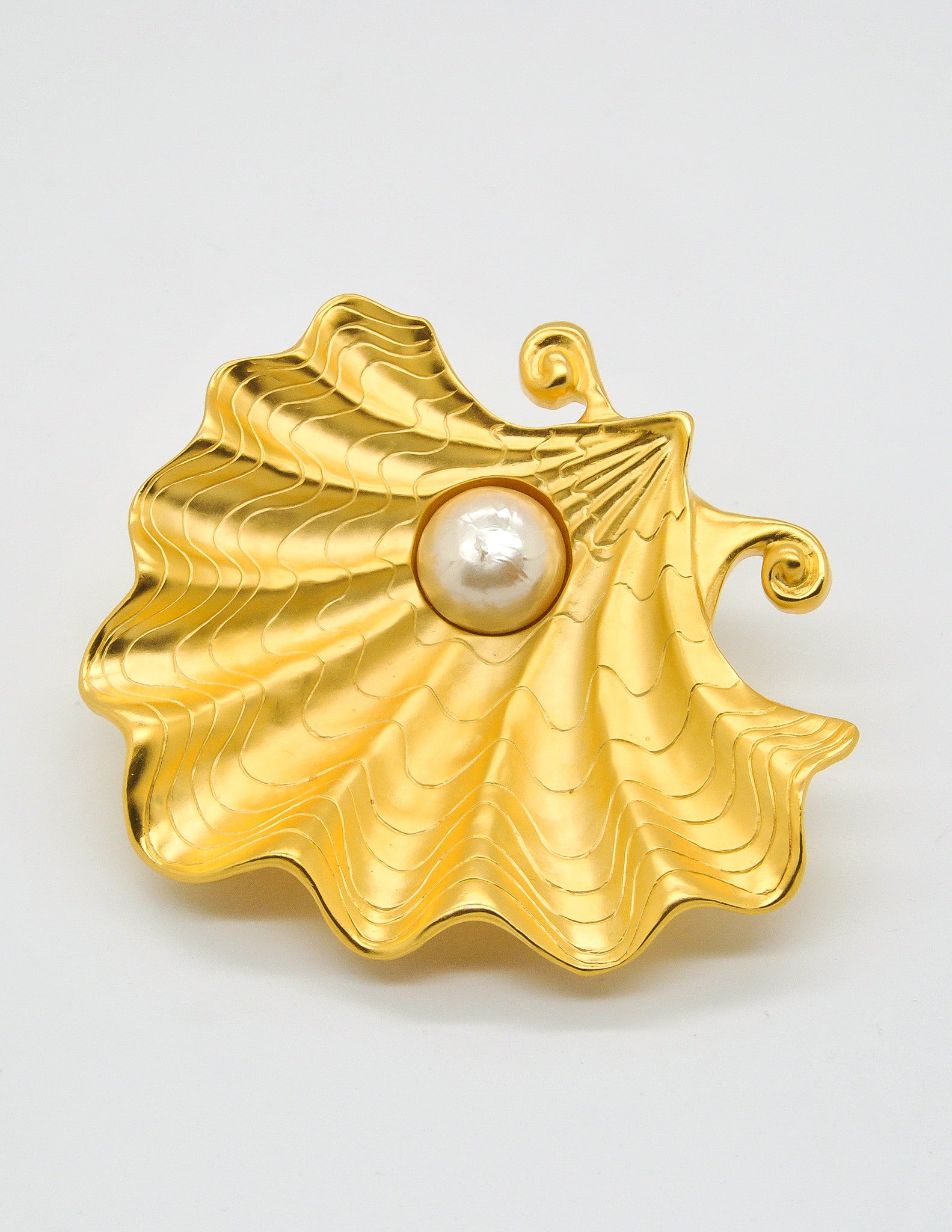 Karl Lagerfeld Vintage Pearl and Oyster Shell Brooch - from Amarcord ...