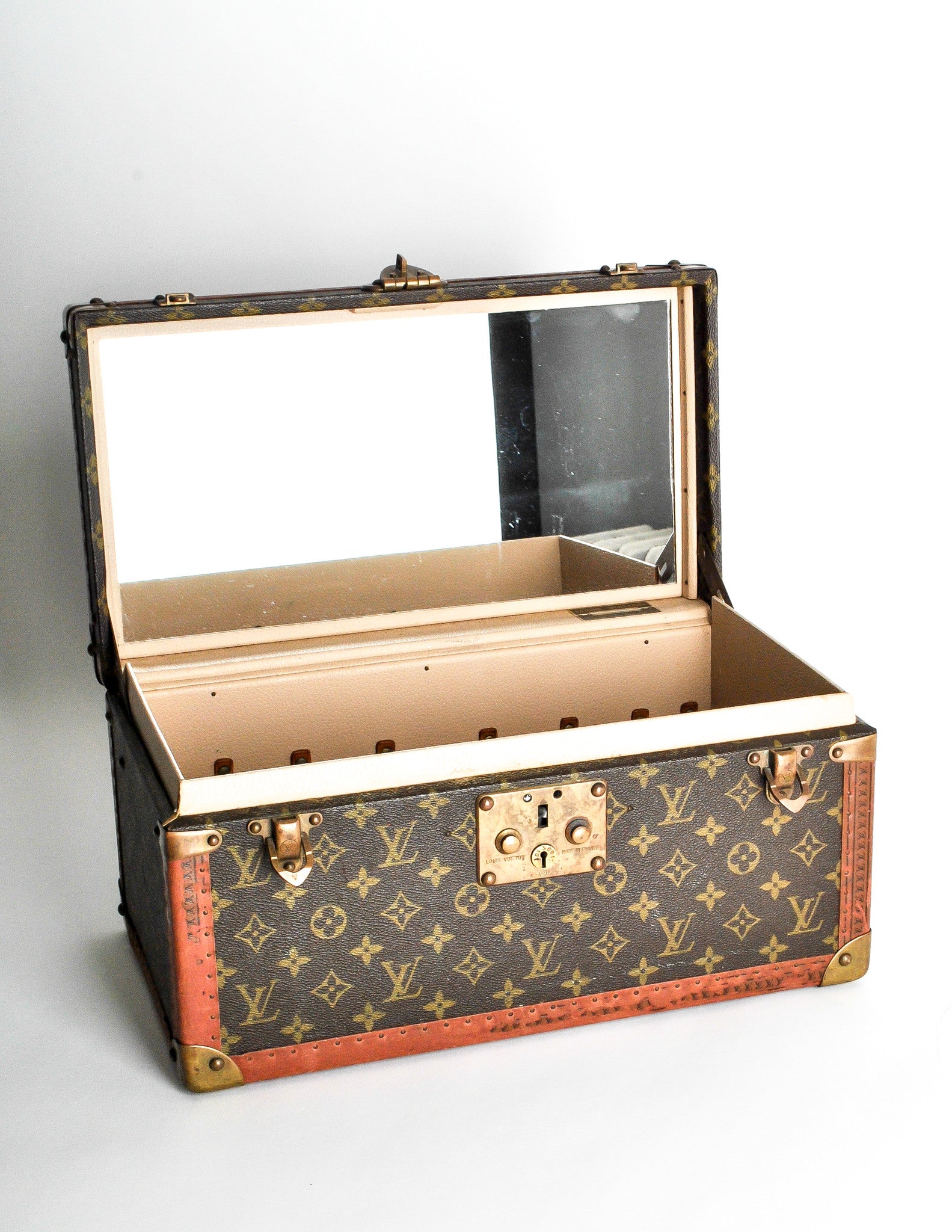 Louis Vuitton train case 1970s Signature canvas traveling cosmetic