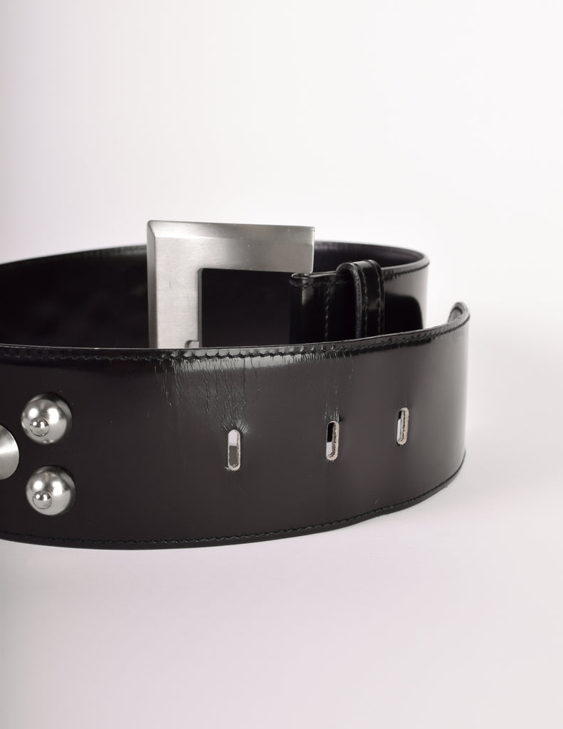 leather belt with spikes