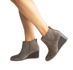 Vionic Paloma Wedge Bootie 