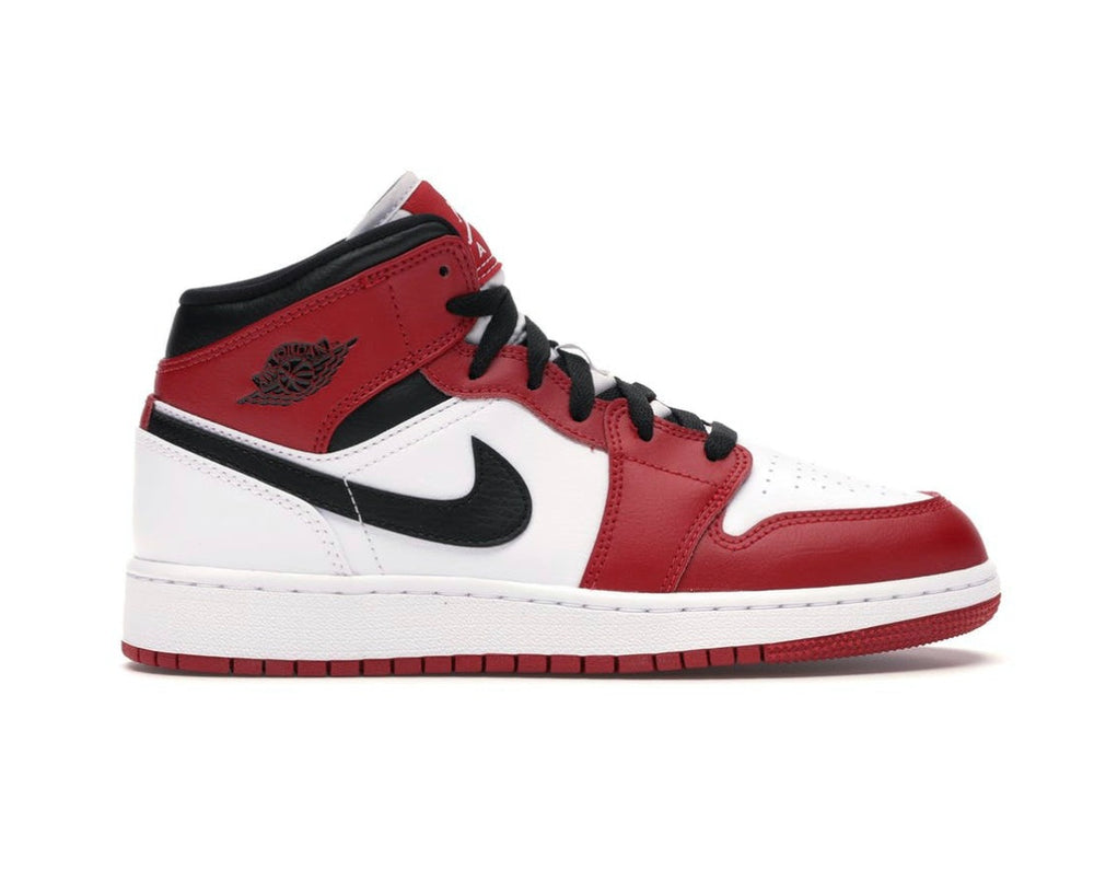 nike air jordan 1 mid chicago white heel