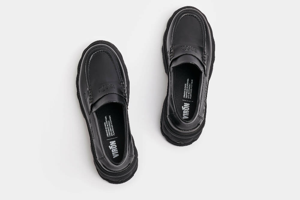 Virón Quantum Black Apple Loafer