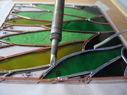 Soldering of copper foil (Photo: Everything Stained Glass)