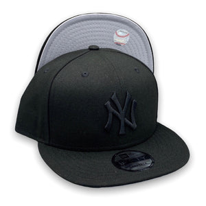 New York Yankees Basic 9FIFTY New Era Navy Blue Snapback Hat – USA CAP KING