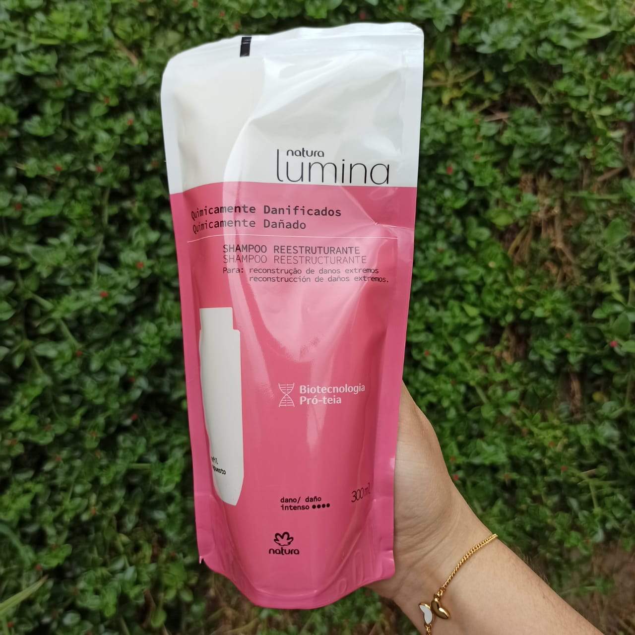 Lumina Repuesto Shampoo Reestructurante Cabello Químicamente Dañado –  Beaute Florale