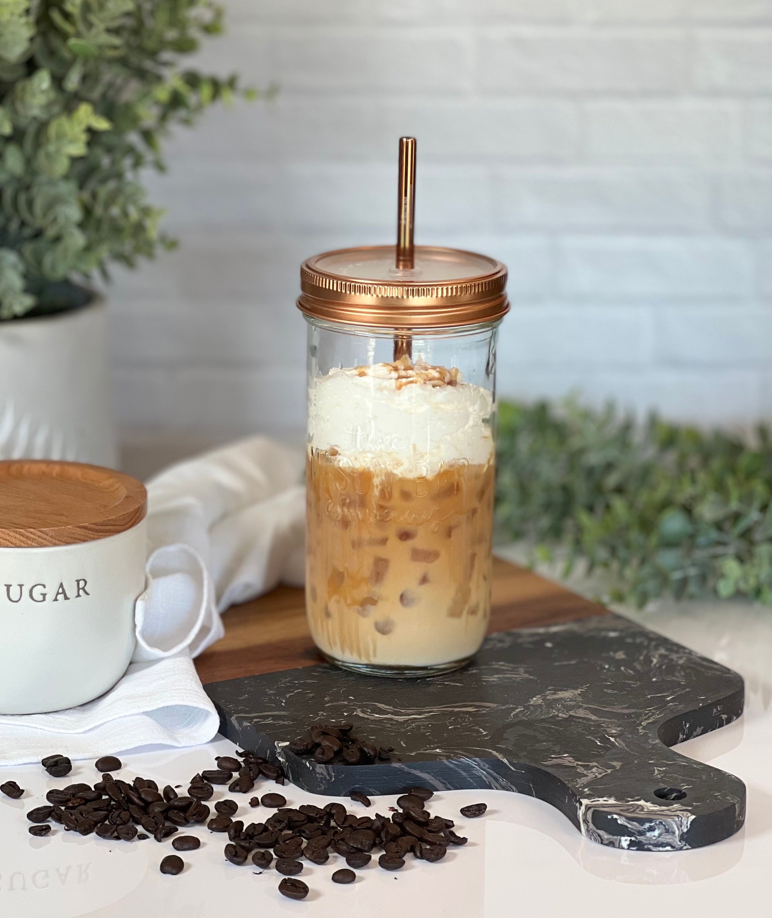 Coffee Iced Coffee Cup, Iced Drinks Flower Cup, 24 oz Plastic Mason Jar  Cup with Lid and Straw, Iced Coffee Cup, Flower Coffee Glass