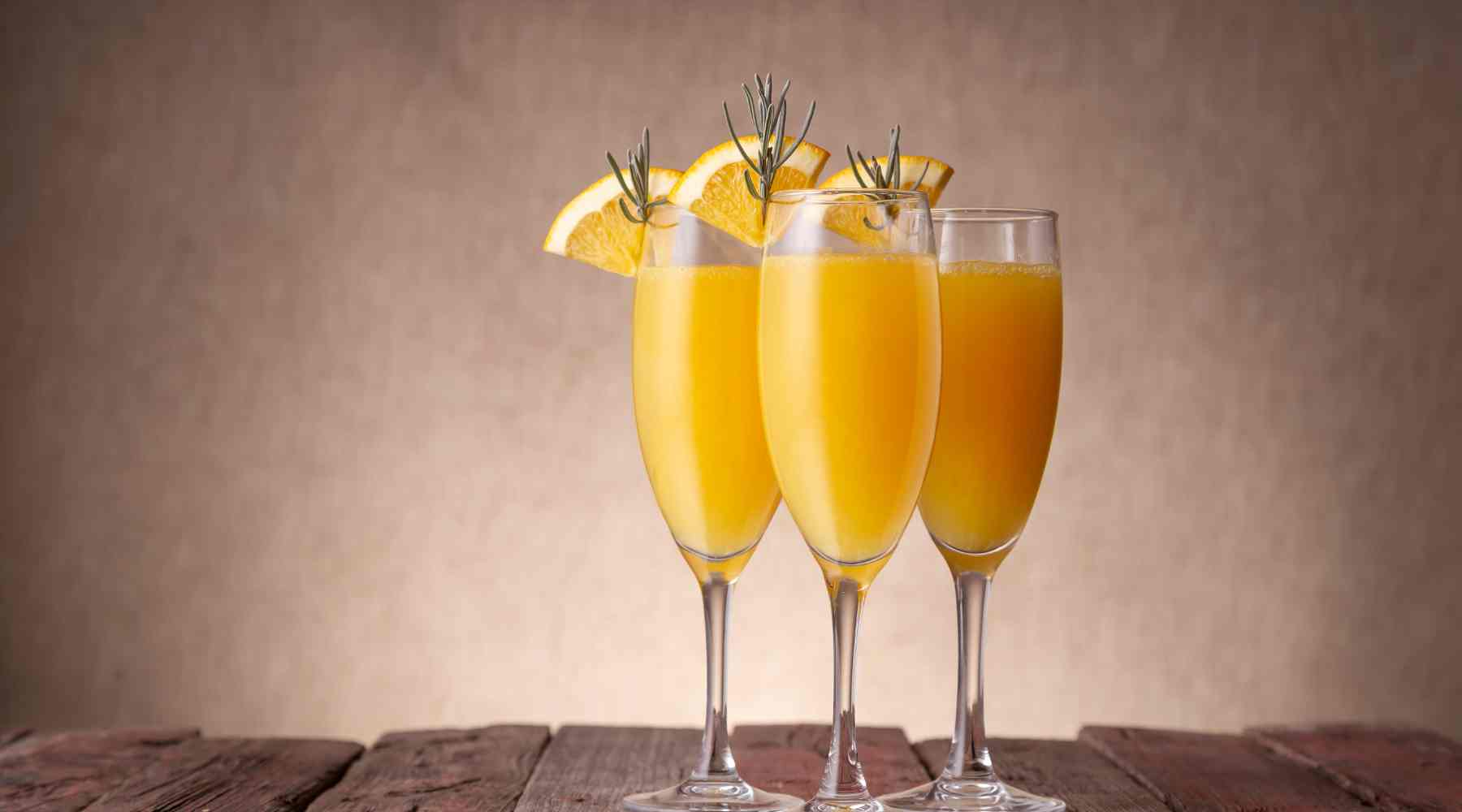 Cold-Pressed Mimosas