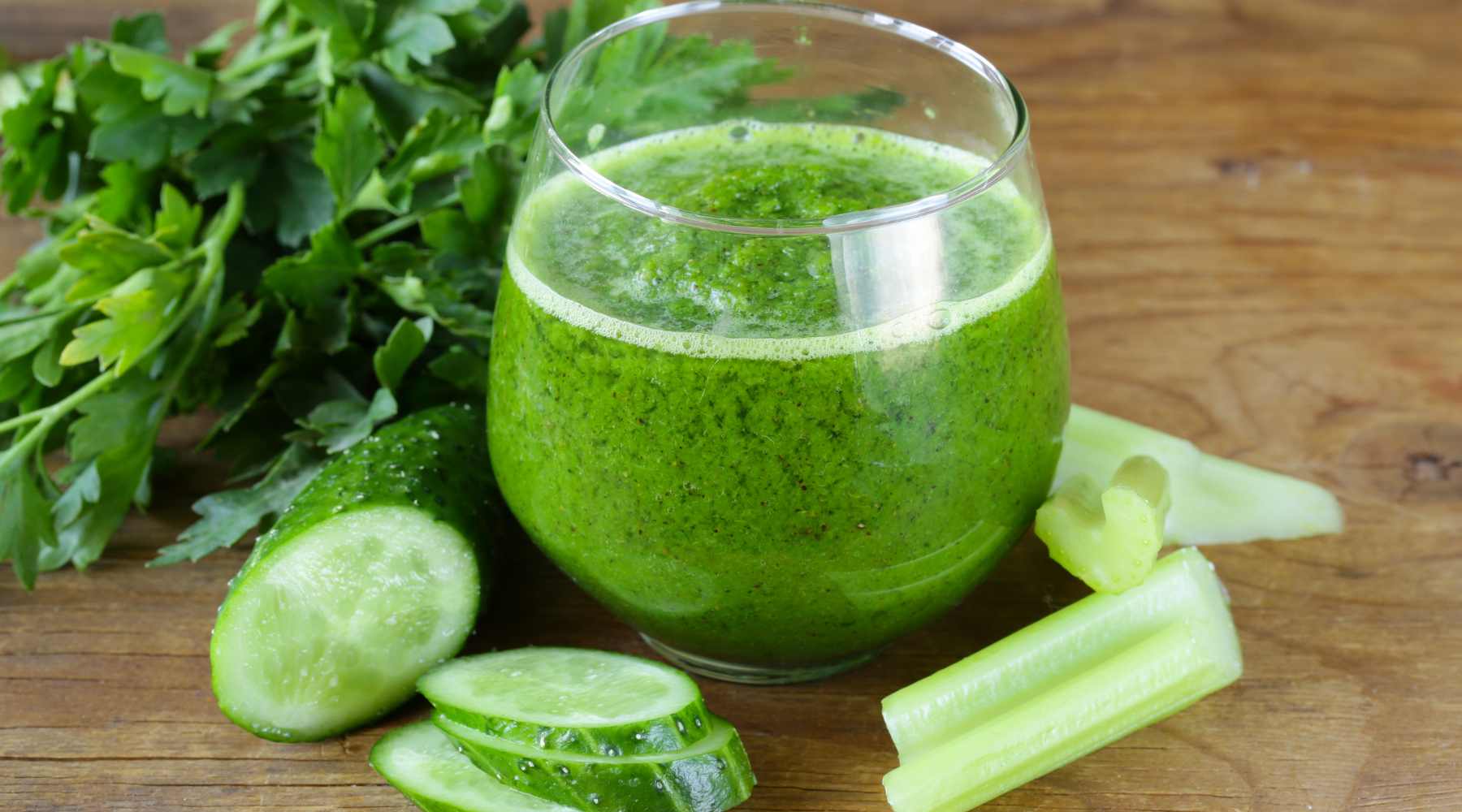 Spiced Kale Cucumber Pear Juice