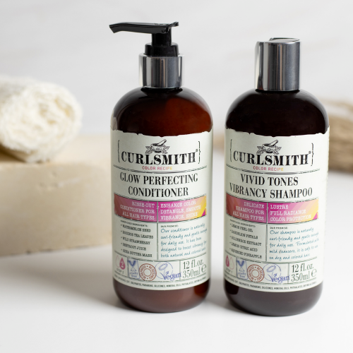 sfeerfoto Curlsmith Color Recipes shampoo en conditioner in verpakking