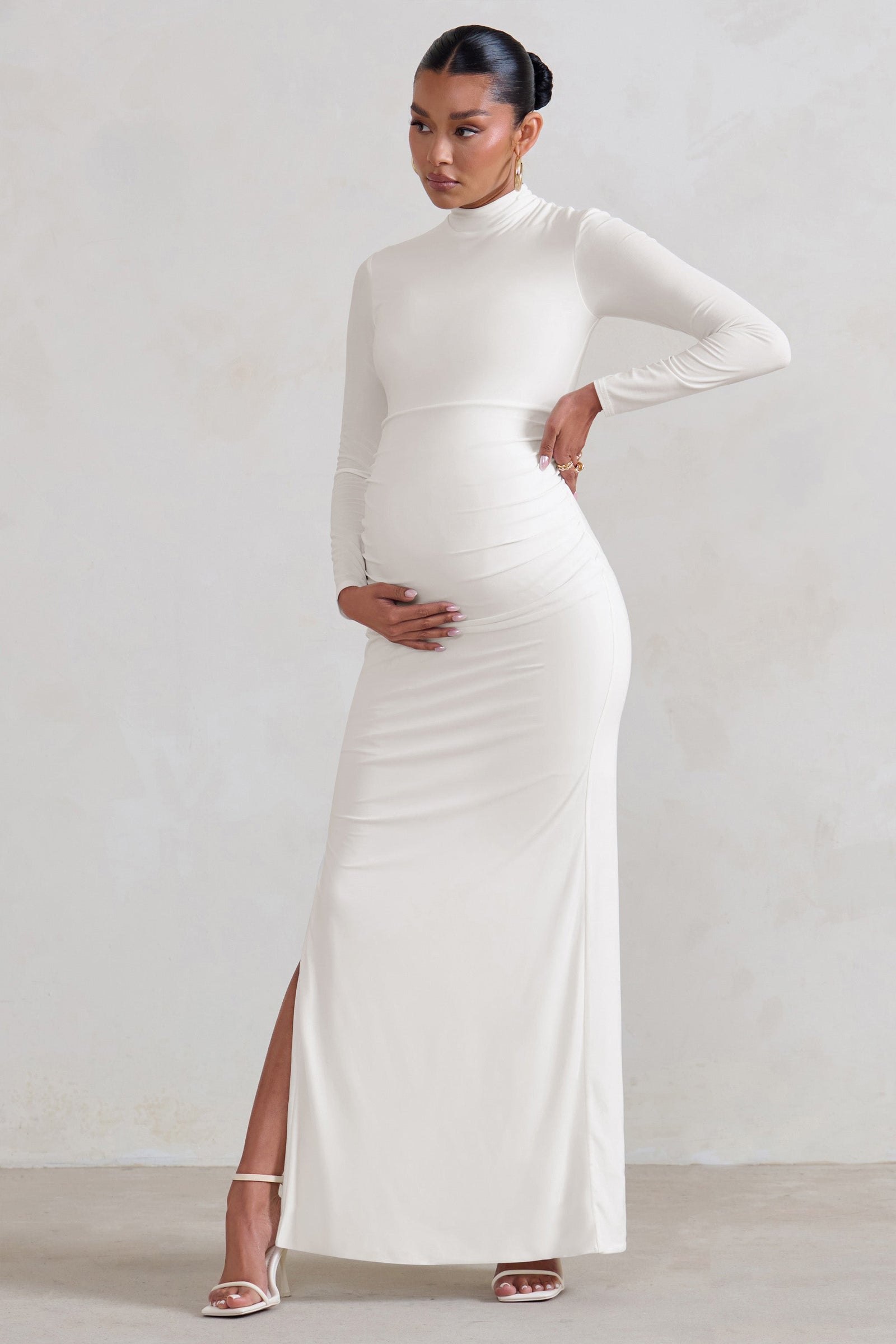 G545, Peach Maternity Shoot Baby Shower Trail Gown, Size (All)pp – Style  Icon www.dressrent.in