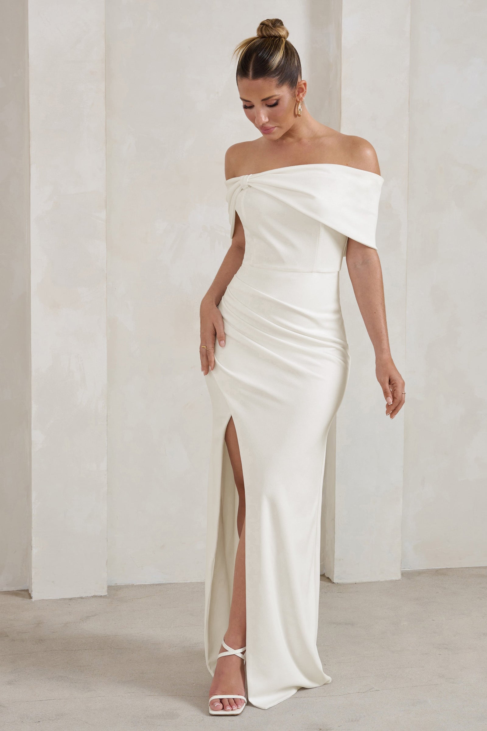 Eva White Bardot Bow Detail Maxi Dress With Thigh Split – Club L 