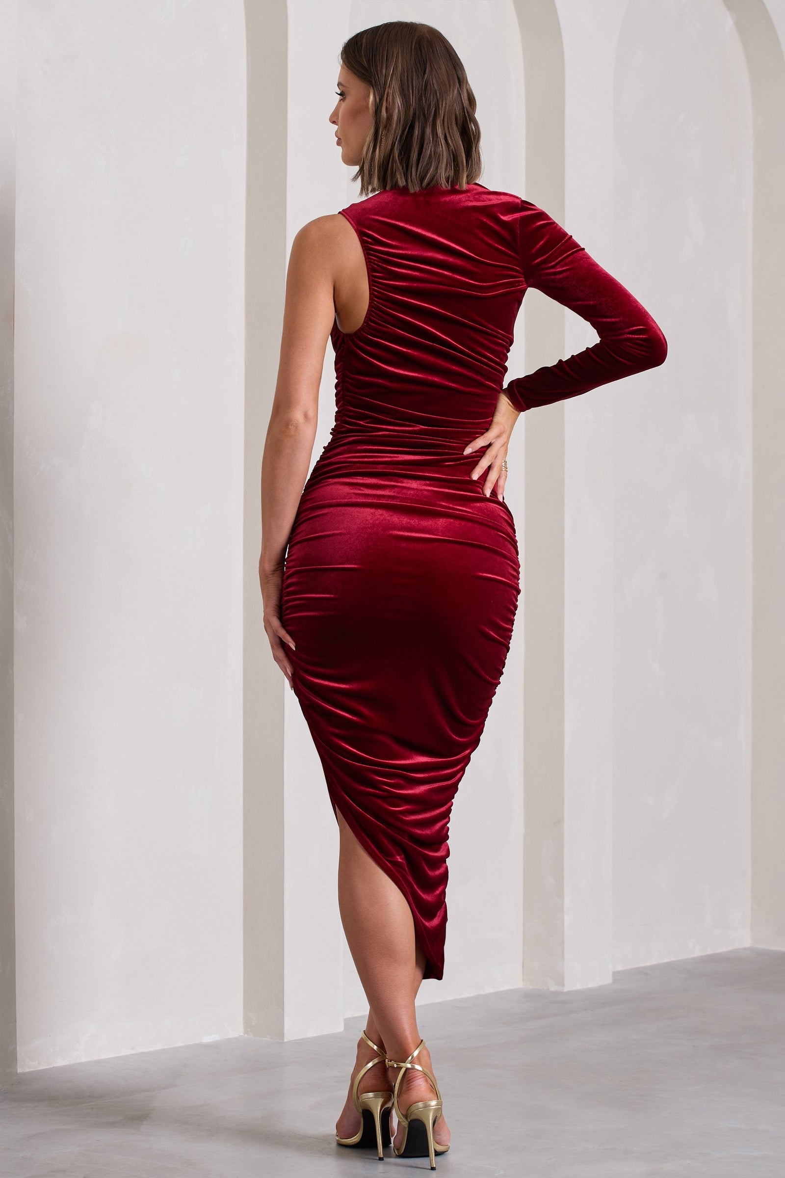 Shooting Star Red Backless Knot Detail Fishtail Maxi Dress – Club L London  - USA