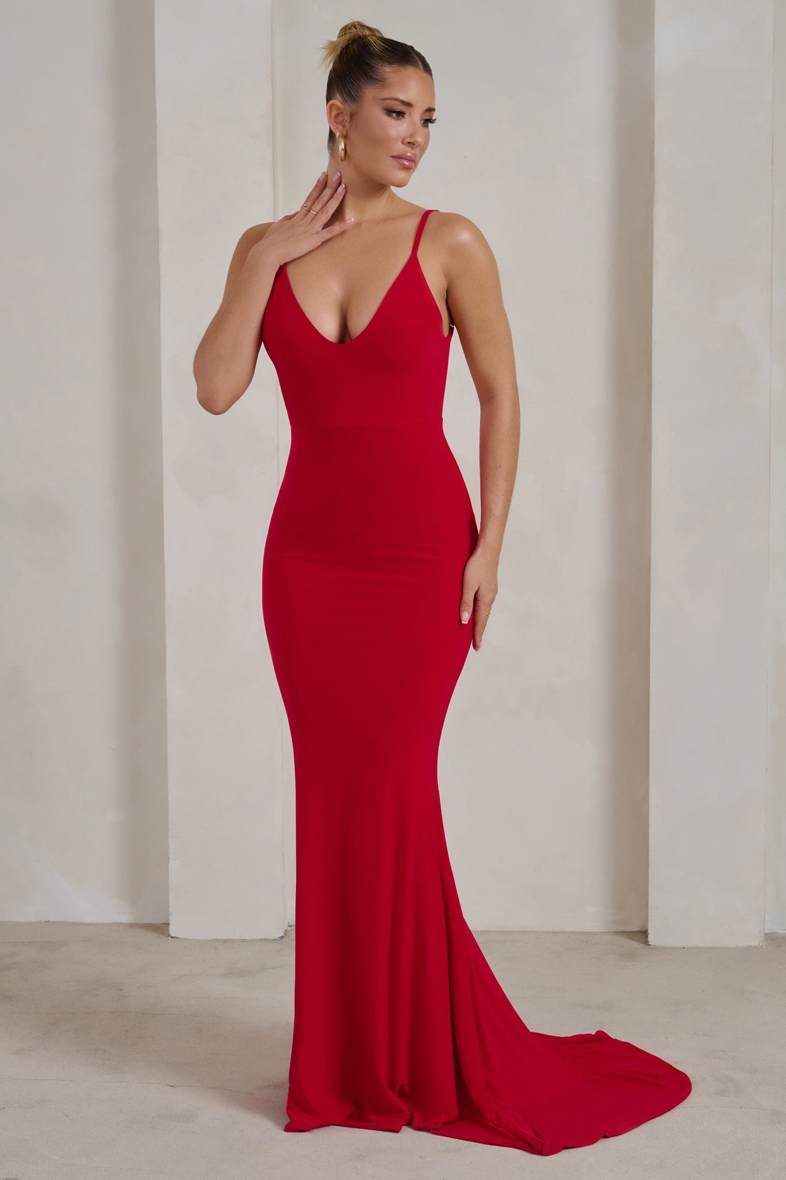 Saffina Red Cowl Neck Low Back Maxi Dress – Club L London - USA