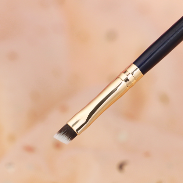Angled Liner - 13rushes - Singapore's best makeup brushes