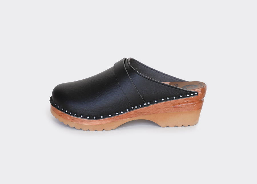 DA VINCI black vegan clogs 