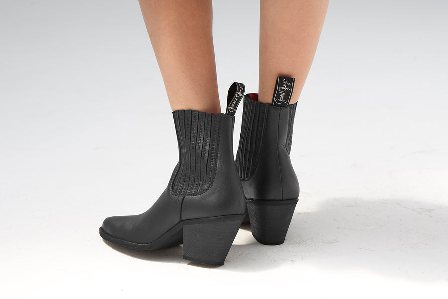 vegan boots