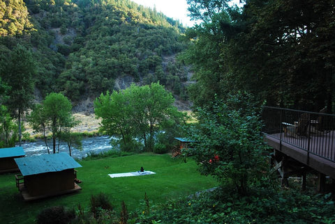 Lodge on the Rogue River