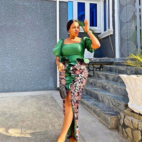 Asoebi look in a mix of green and orange fabric