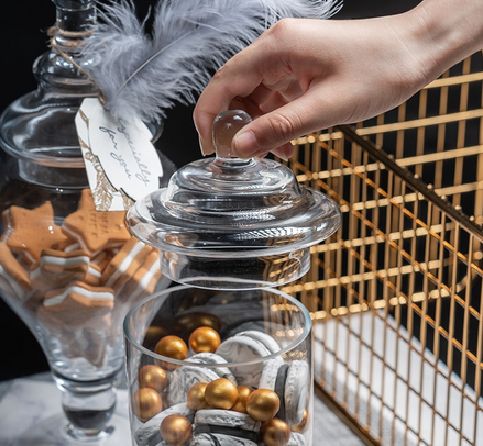 TRANSPARENT GLASS CANDY JAR WITH LID – That Organized Home