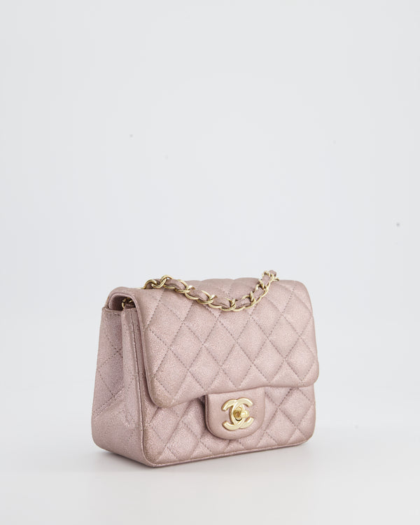 Chanel's Mini Flap Is The Official Bag Of The “Old Money” Aesthetic