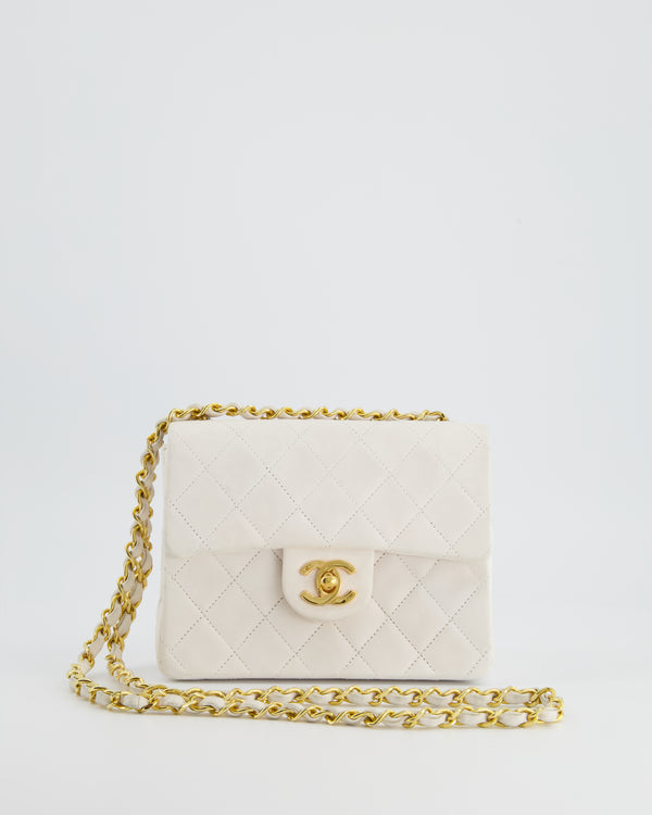 Chanel's Mini Flap Is The Official Bag Of The “Old Money” Aesthetic