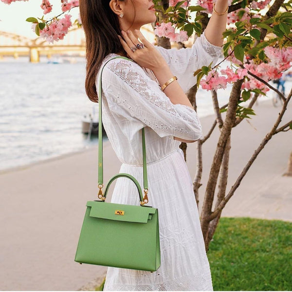 The Hermes Mini Bag Trend  Kelly bag, Mini outfit, Hermes kelly 25