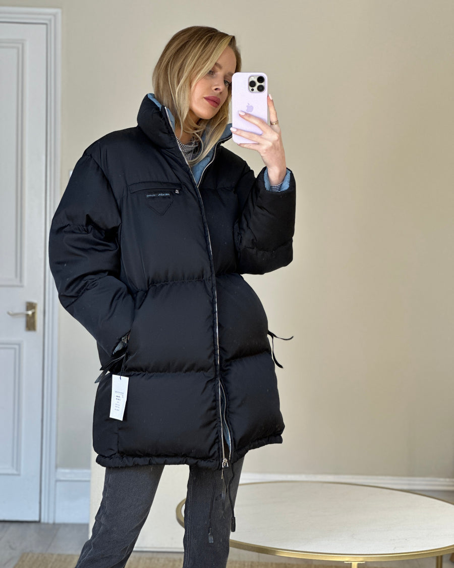 Prada Black Re-Nylon Puffer Jacket with Belt Size IT 40 (UK 8) – Sellier