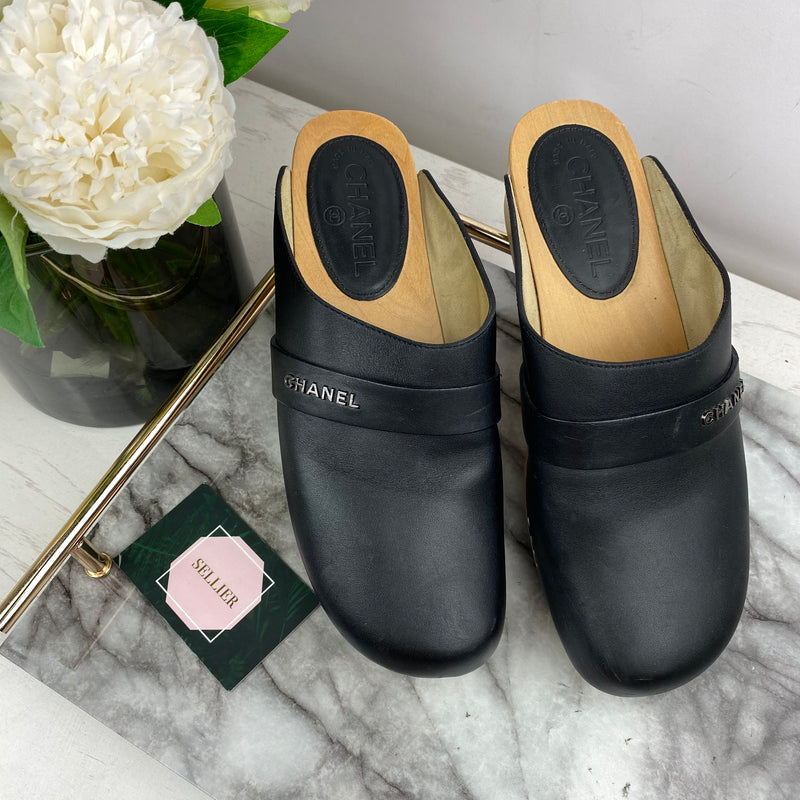 Chanel Black Leather Mule Clogs Size 40 