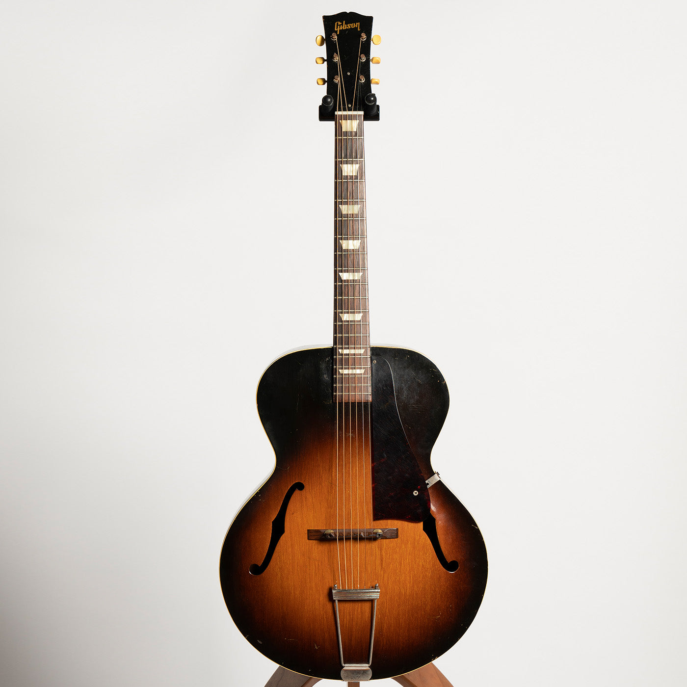 gibson 1947 l 48 model acoustic guitar mahogany carved maple pre the north american guitar gibson 1947 l 48 model acoustic guitar mahogany carved maple pre owned