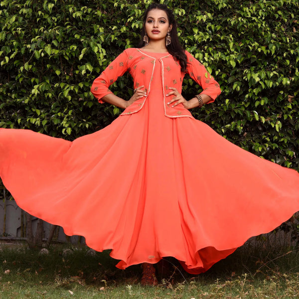 Gown With Dupatta 6 colours Wedding Gowns And Party Wear at Rs 4120 in Kota