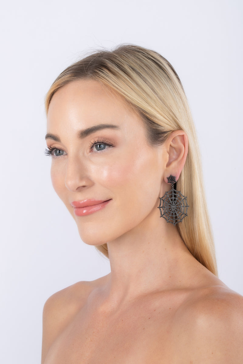 Hypoallergenic Grand Bezel Black Crystal earrings | Blomdahl USA