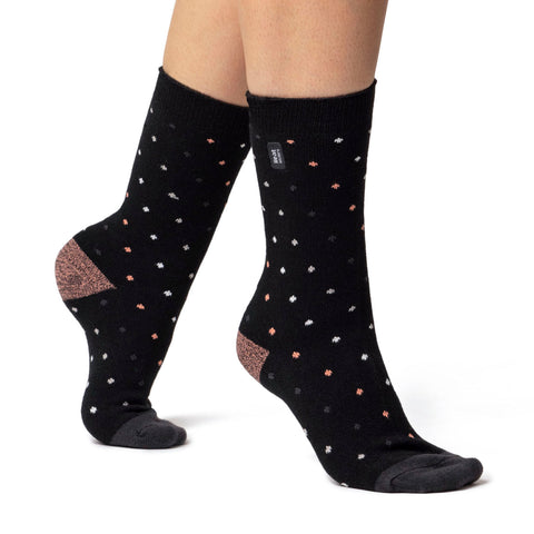 Ladies Ultra Lite Bellis Floral Socks - Black – Heat Holders