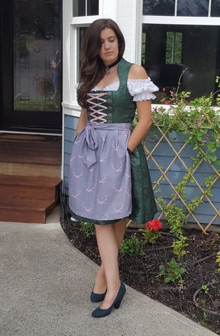 Rare Dirndl Outfit Inspiration with High Heels