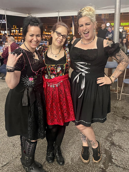 3 ladies wearing dirndl dresses at the Chicago Maifest - Chicago - Oktoberfest outfit