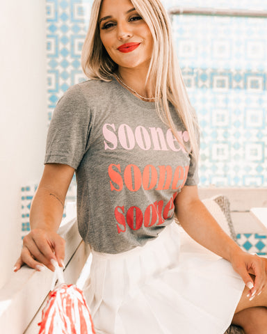 Cute OU Sooners t-shirt from Lush Fashion Lounge women's boutique in Oklahoma City