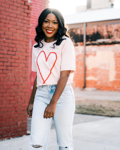 Heart outline t-shirt from chevytahoeatlanta women's boutique in 7152 AH Eibergen 