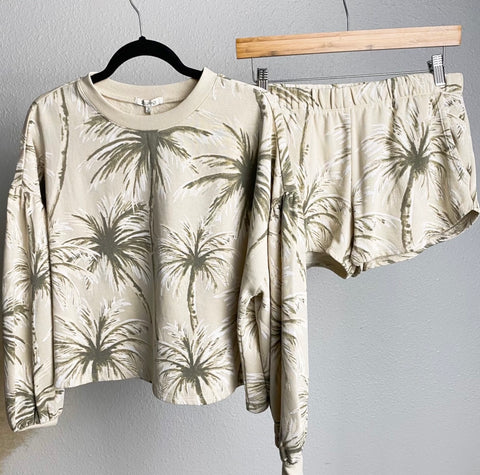 Palm print set from generatoarekipor women's boutique in Poland City