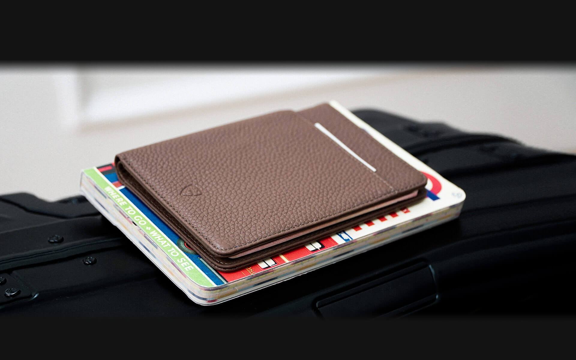 KENSINGTON Passport Wallet