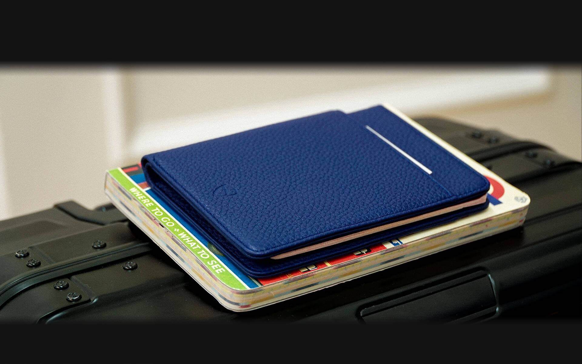 KENSINGTON Passport Wallet