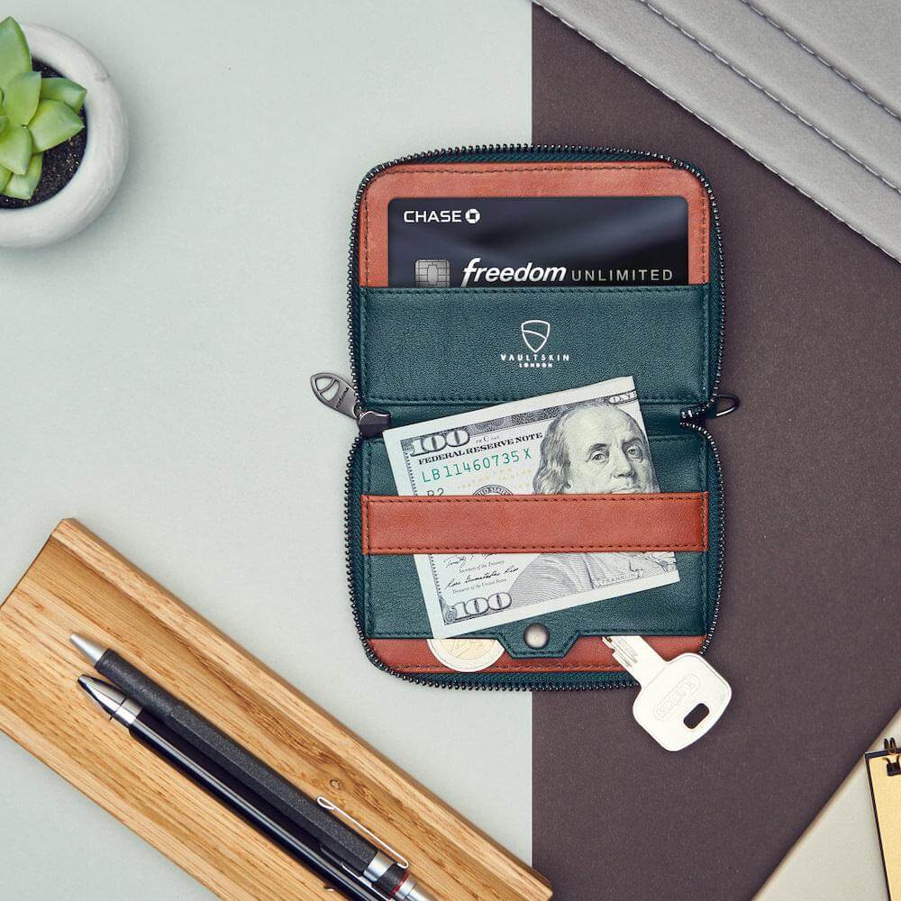 NOTTING HILL Zipper Wallet