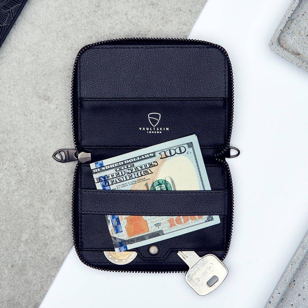 NOTTING HILL Zipper Wallet