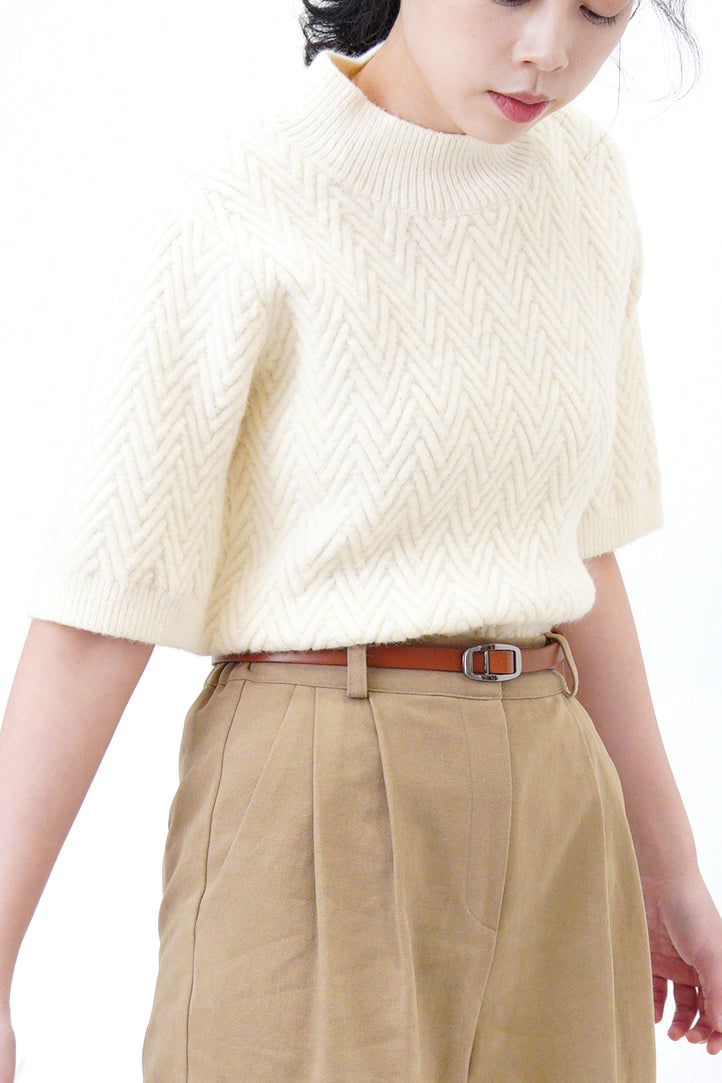 Ivory knit top in zig zag pattern