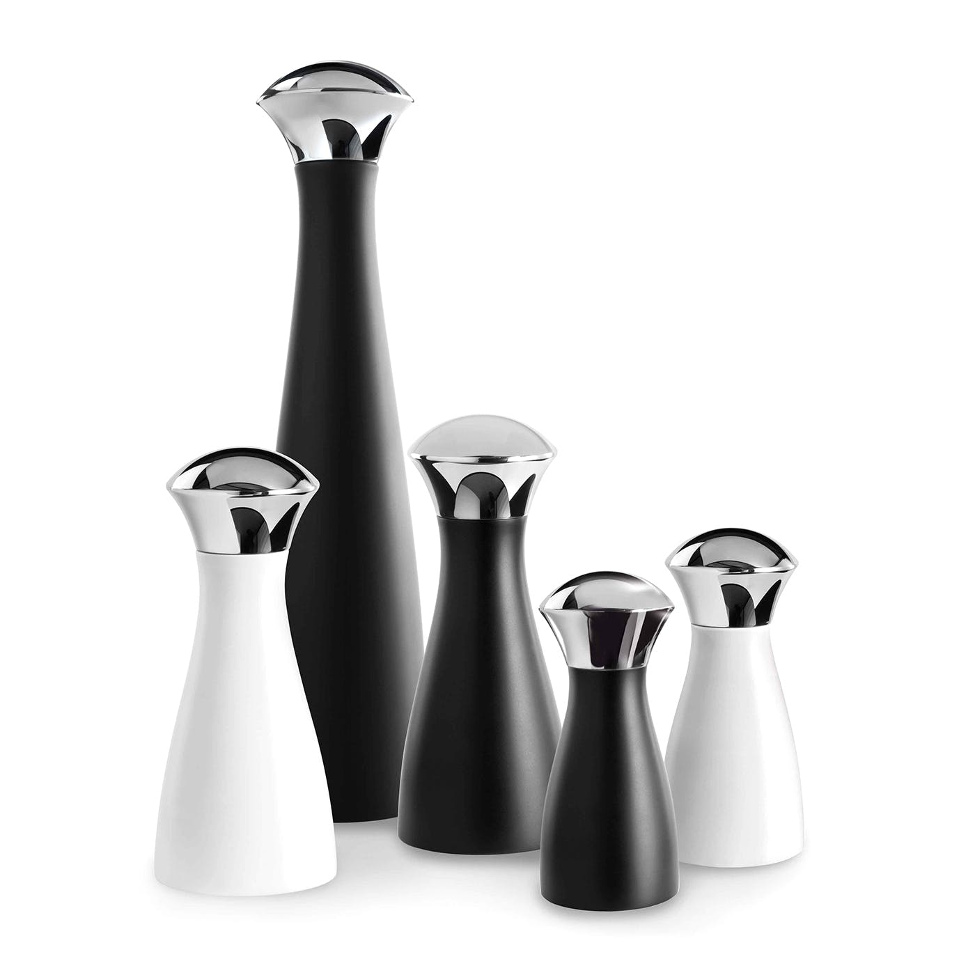 Salt And Pepper Grinder Set With Tall Black And White Salt And