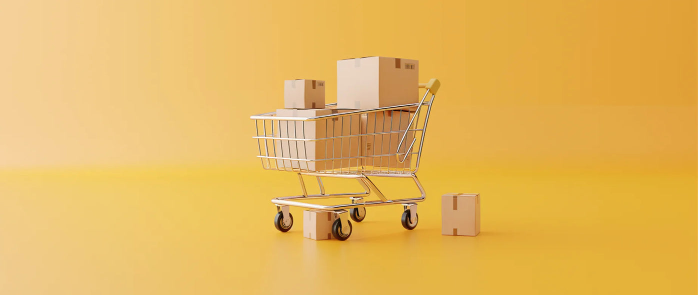 Un chariot de shopping est rempli de boîtes en carton pour représenter le concept de dropshipping.