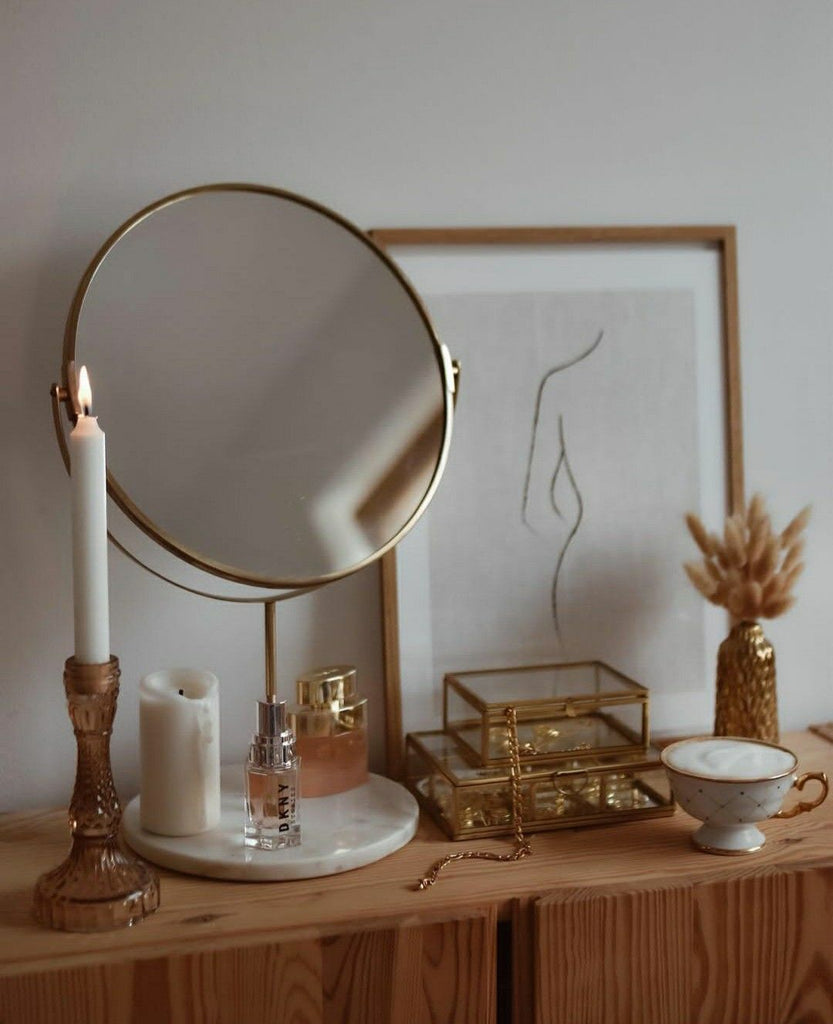 32 Best & Free DIY Makeup Vanity Table Ideas | Dressing room design, Home  interior design, Makeup vanity with drawers