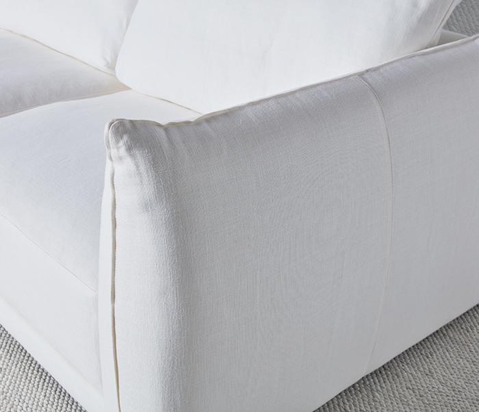 Classic Cosy Ottoman | Feather Down Zoomed in Image